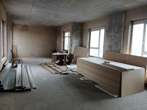 комерційна за адресою Василя Стуса вул., 7-Б