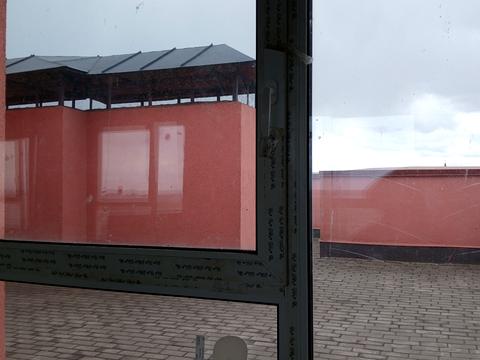 комерційна за адресою Василя Стуса вул., 7-Б