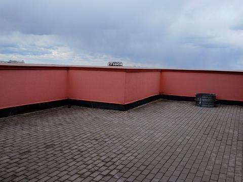 комерційна за адресою Василя Стуса вул., 7-Б