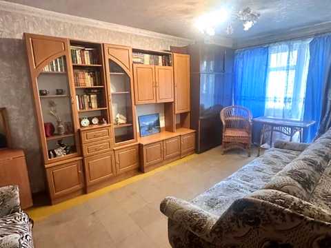 квартира за адресою Добровольців пров., 4