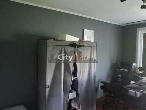 будинок за адресою Карпатської України вул. (Юрія Гагаріна), 33