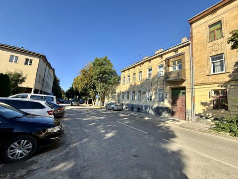квартира за адресою Жовківська вул. (Декабристів), 26