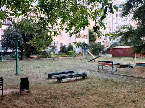 квартира за адресою Академіка Грушевського вул., 42