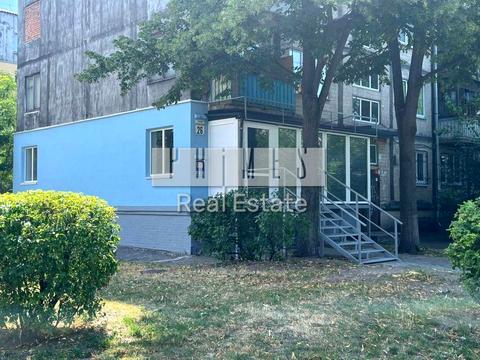 коммерческая по адресу Верховной Рады бульв., 26