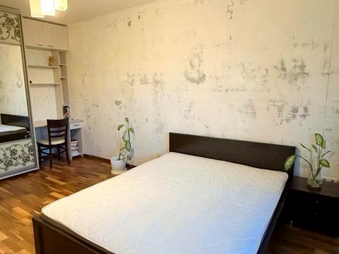 квартира по адресу Драгоманова ул., 40-Б