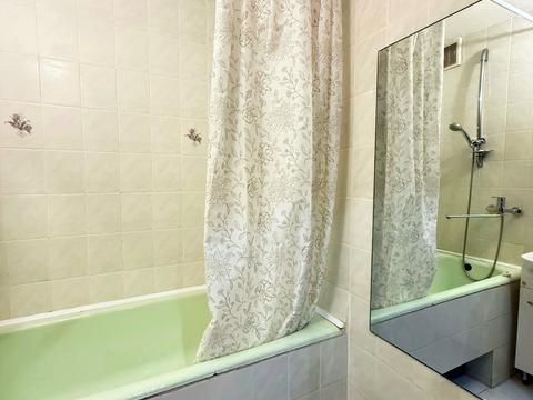 квартира по адресу Драгоманова ул., 40-Б