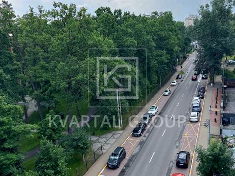 комерційна за адресою Соборна вул., 151