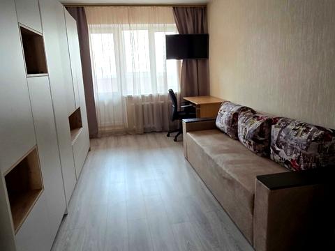 квартира за адресою Анни Ахматової вул., 41