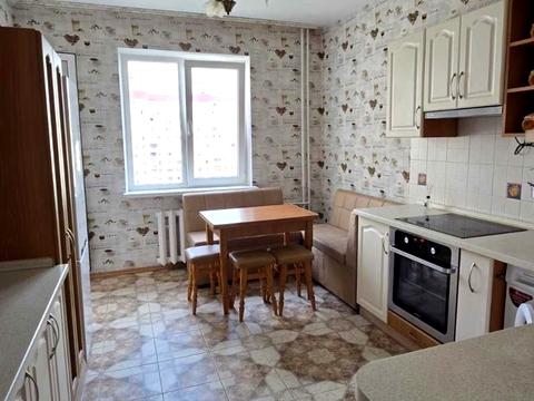квартира за адресою Анни Ахматової вул., 41