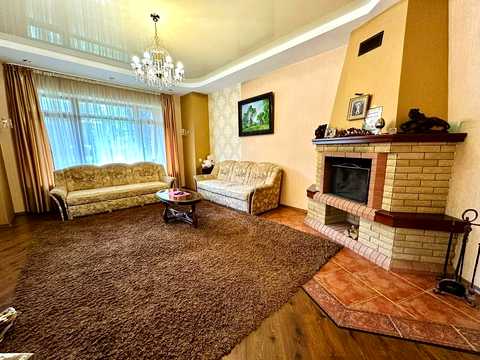 будинок за адресою Луговий пров.