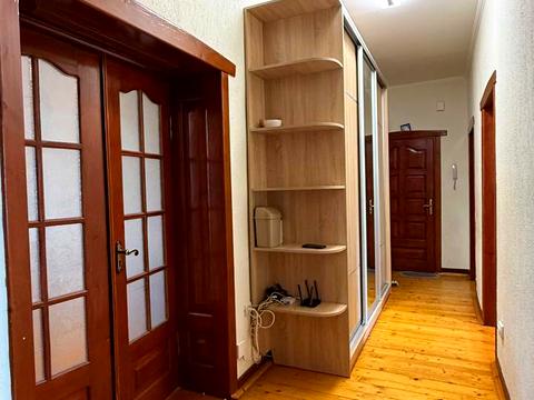 квартира за адресою Південний бульв., 35