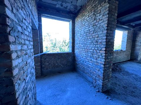 комерційна за адресою Петрушевича, 3б