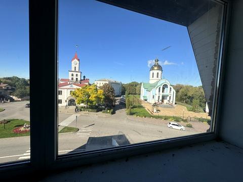 комерційна за адресою Петрушевича, 3б
