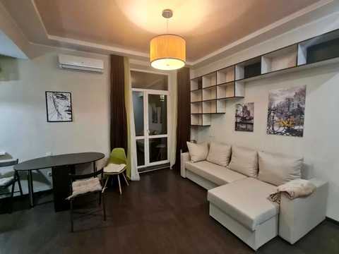квартира за адресою Панаса Мирного вул., 3
