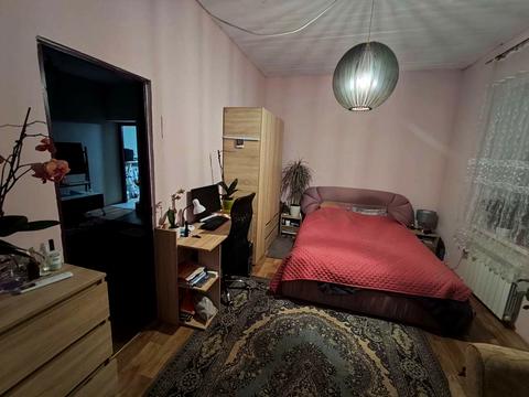 будинок за адресою Учнівська вул.