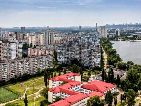 комерційна за адресою Київ, Оболонський просп., 1