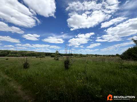 ділянка за адресою с. Застугна, Лесі Українки