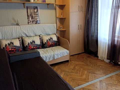 квартира за адресою Академіка Корольова вул., 1/2