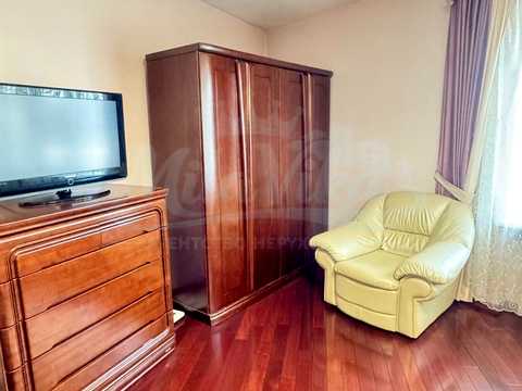 квартира за адресою Анни Ахматової вул., 31