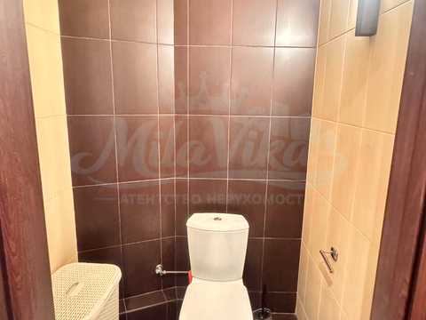 квартира за адресою Анни Ахматової вул., 31