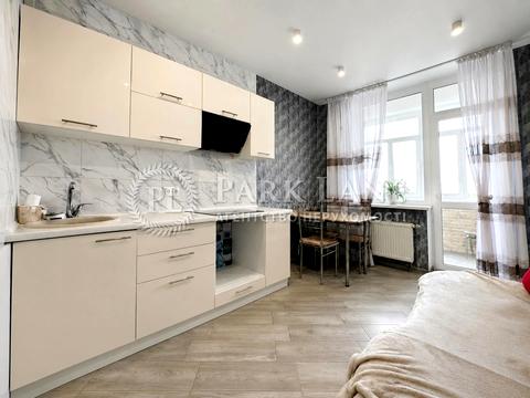 квартира за адресою Польова вул., 73