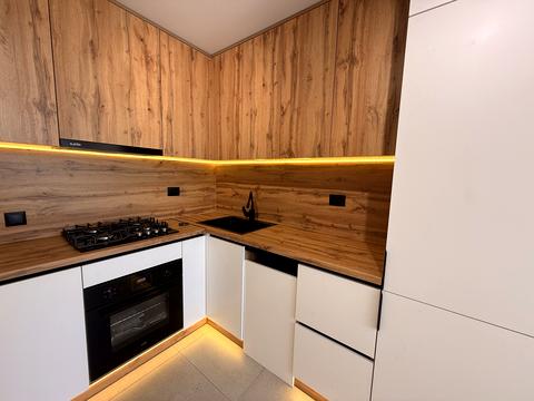 квартира за адресою Андрія Сахарова вул., 8