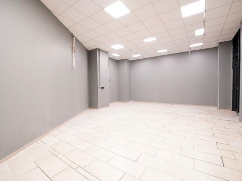 комерційна за адресою Голосіївський просп. (40-річчя Жовтня), 132