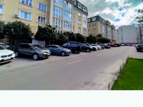 комерційна за адресою Житня вул., 9