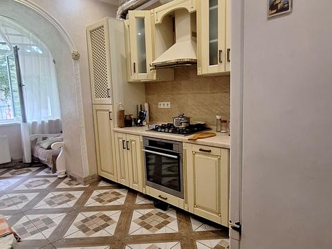 квартира за адресою Кишинівська вул., 18