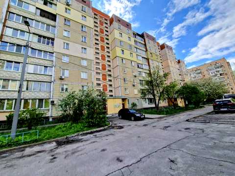 квартира за адресою Наталії Ужвій вул., 8