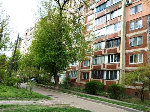 квартира за адресою Вахтанга Кікабідзе вул. (Булгакова), 4