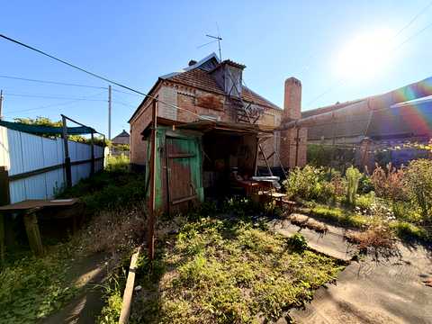 дом по адресу Валерия Лобановского ул. (Серова), 6