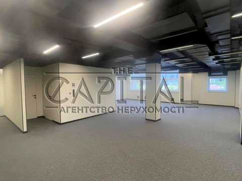 комерційна за адресою Генерала Алмазова вул. (Кутузова), 2
