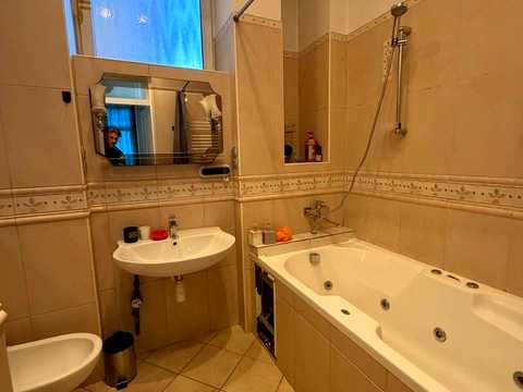 квартира за адресою Івана Левинського вул., 3