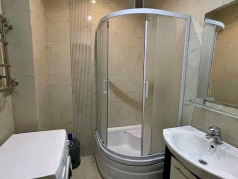 квартира за адресою Зоопаркова вул., 4