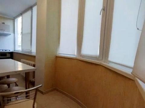 квартира за адресою Зоопаркова вул., 4