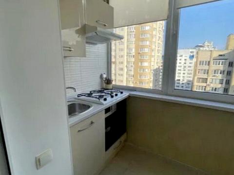 квартира за адресою Зоопаркова вул., 4