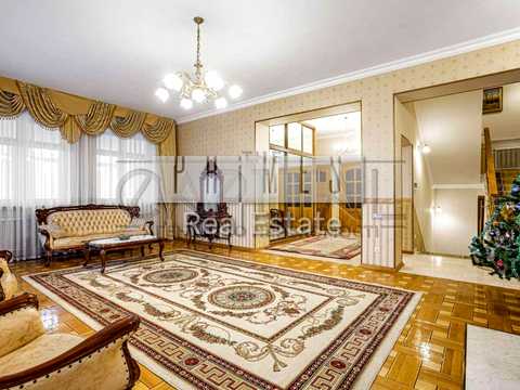 будинок за адресою Київська вул.
