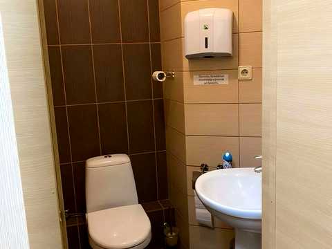 комерційна за адресою Дніпро, Королеви Єлизавети ІІ вул. (Глинки), 2