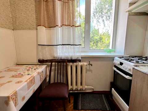 квартира за адресою Ігоря Дорошенка вул. (Ціолковського), 49