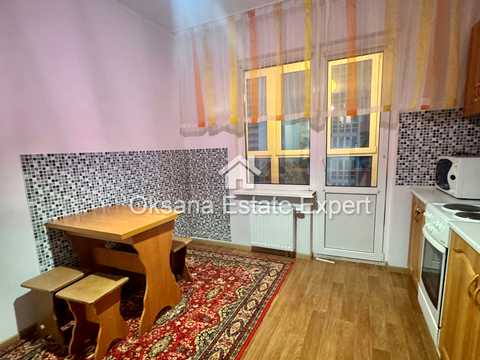 квартира за адресою Софії Русової вул., 5-Б