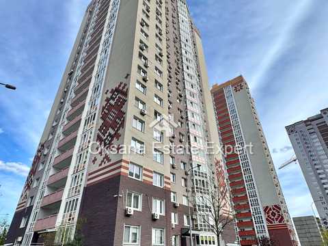 квартира за адресою Софії Русової вул., 5-Б