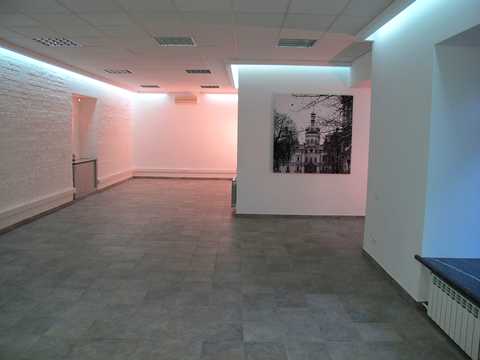 комерційна за адресою Саксаганського вул., 69