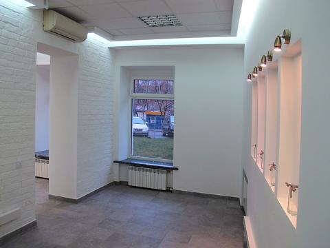 комерційна за адресою Саксаганського вул., 69
