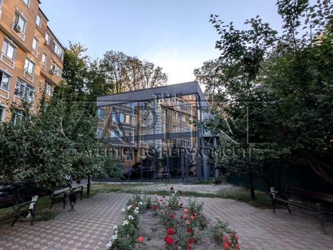 коммерческая по адресу Бузька ул. (Єнісейська), 8