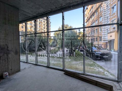коммерческая по адресу Бузька ул. (Єнісейська), 8