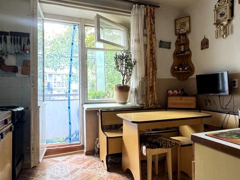 квартира за адресою Залозецького вул., 111