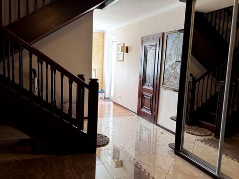 будинок за адресою вул. Затишна, 10