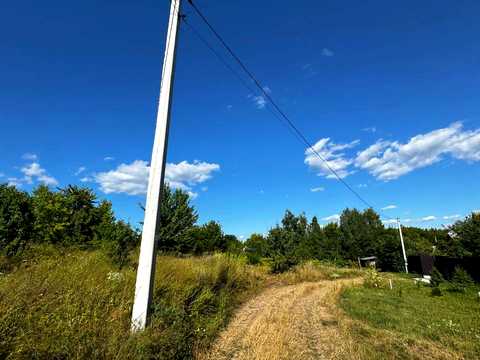 участок по адресу с. Гвоздов, комарова, 13
