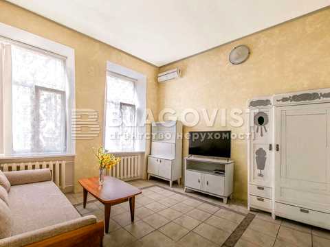 квартира за адресою Рейтарська вул., 25